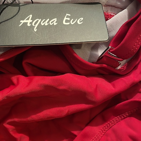 AQUA Eve red tankini swimsuit top 14W NWT - Picture 3 of 7